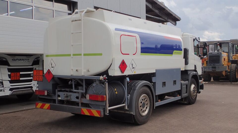 Scania P310 mit Esterer Tankaufbau, Bj: 2006