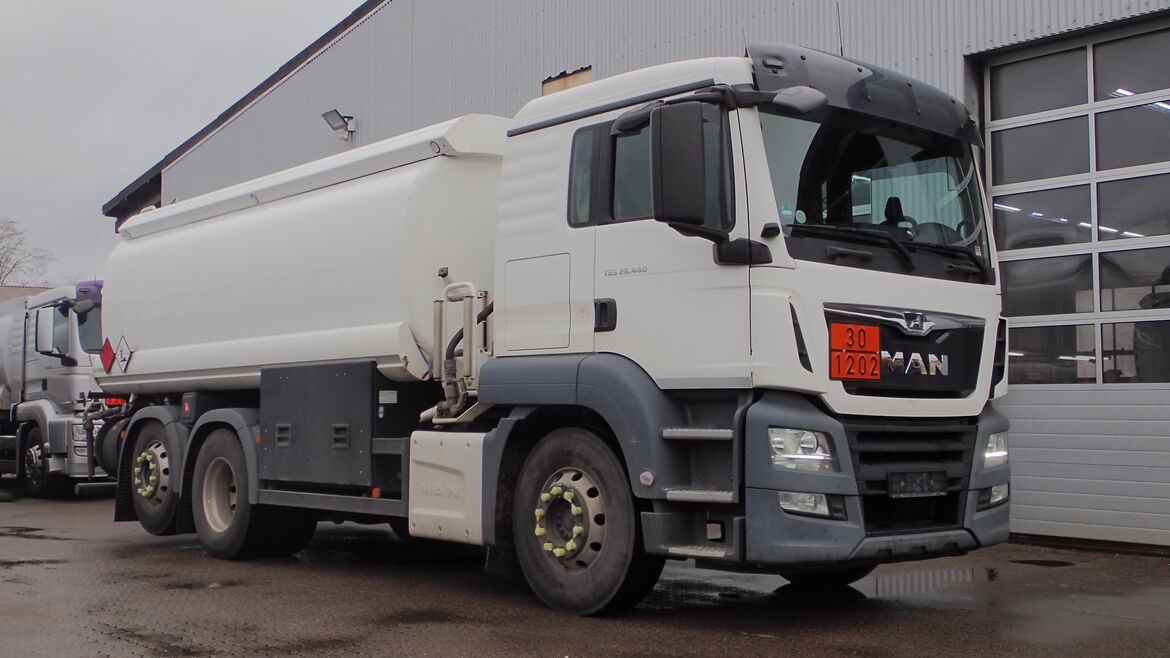 MAN TGS26.460 L mit Esterer Tankaufbau, Bj.: 2019