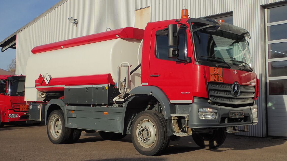 MB Atego 1630 4x4 mit Esterer-Tankaufbau, Bj.: 2019
