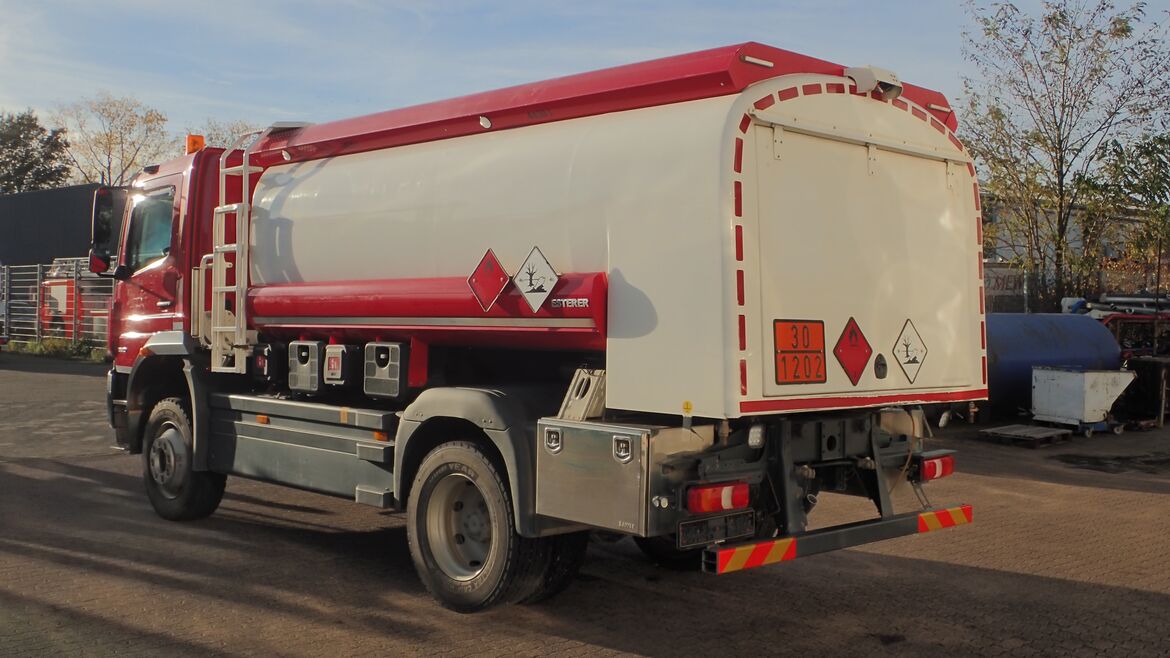 MB Atego 1630 4x4 mit Esterer-Tankaufbau, Bj.: 2019